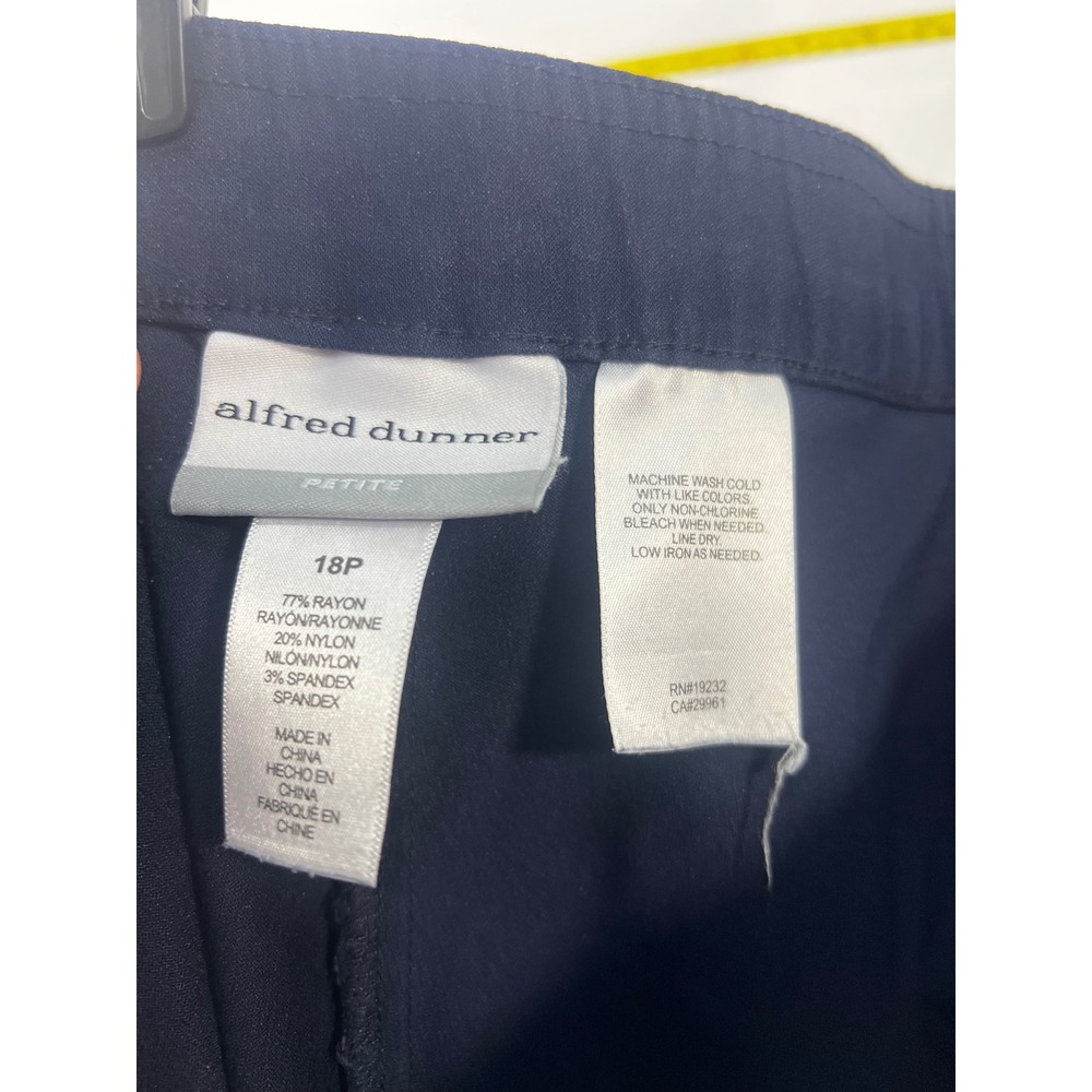 Alfred Dunner Petite Navy Blue Pull On Elastic Waist Tapered Pants Size 18P